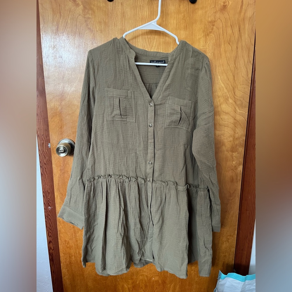 Wishlist Apparel M NWOT